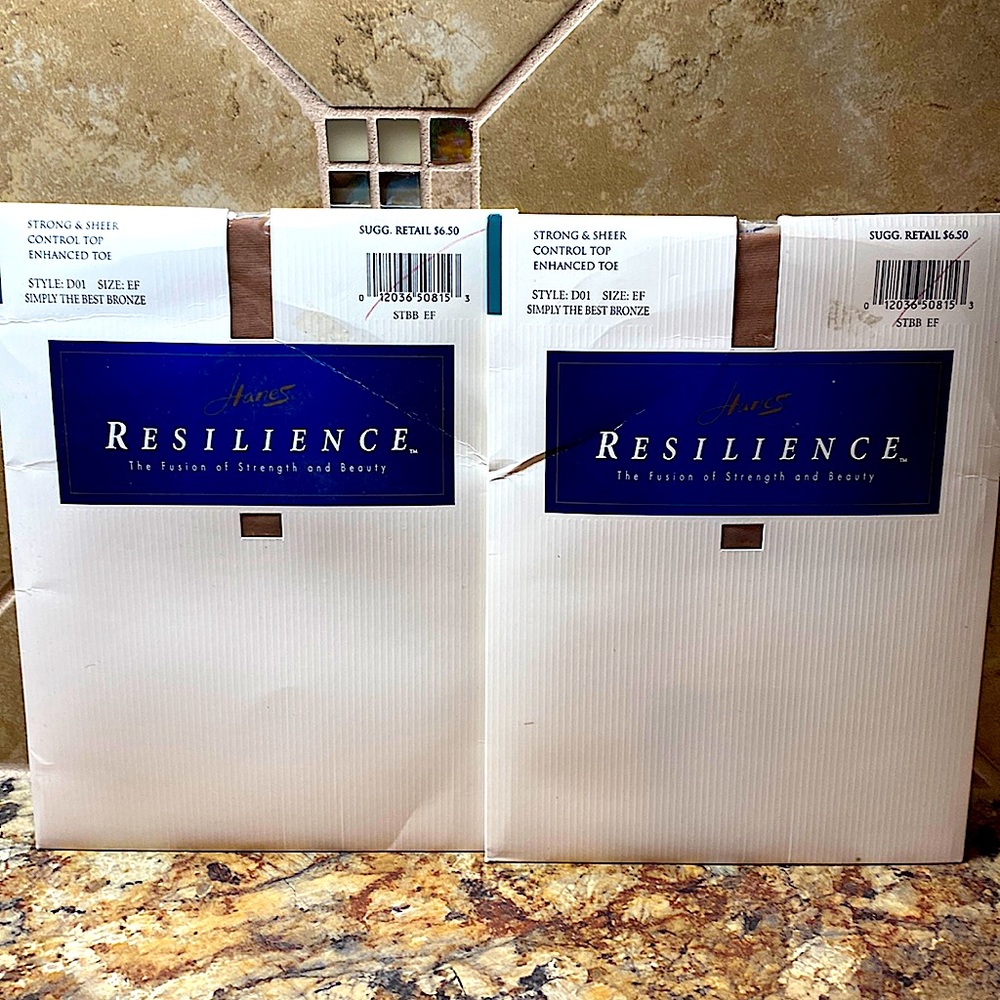 Hanes Resilience Panty hose with control Top